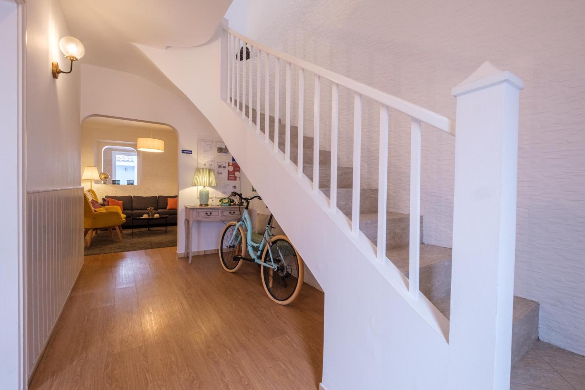 Victoria Guest House ฟูร์นัส ภายนอก รูปภาพ