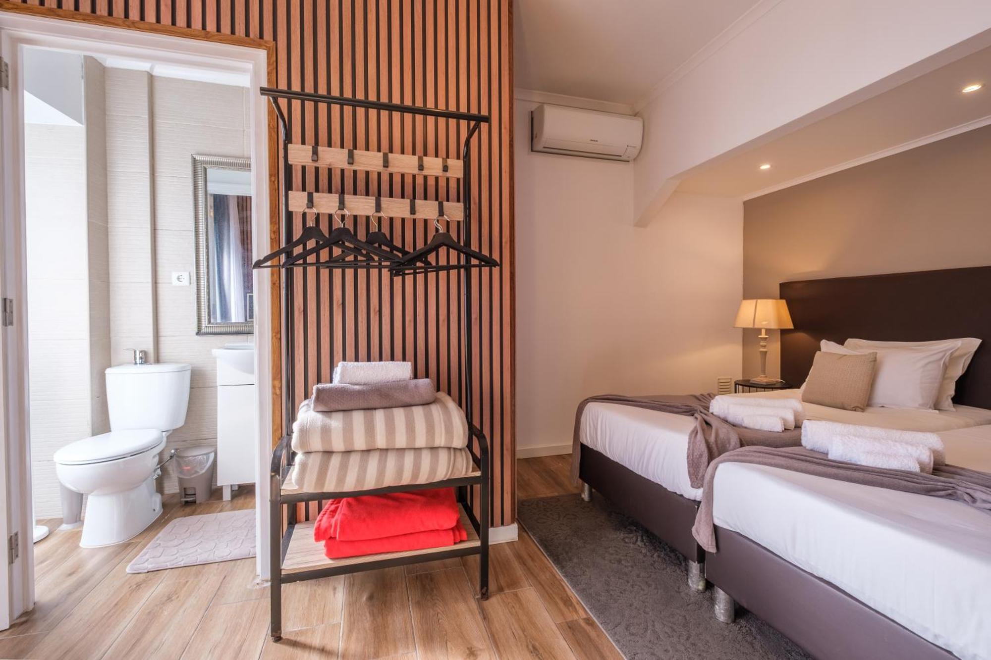Victoria Guest House ฟูร์นัส ภายนอก รูปภาพ